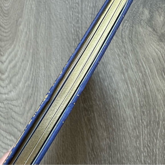 🆕 Dior Navy Blue & Gold Celestial Premium Notebook - Unisex - Picture 4 of 6